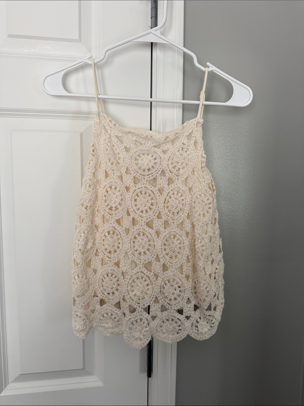 LOFT Small Petite Cream Crochet Lace Cami Top